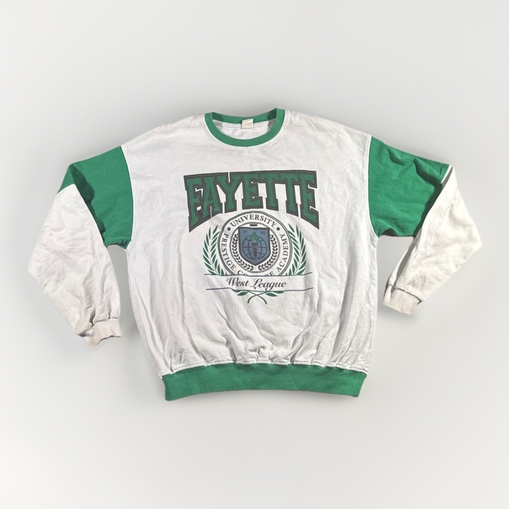Vintage 2000's Fayetteville University Sweatshirt Size M
